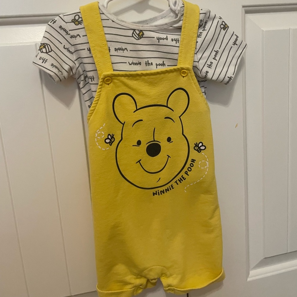 Winnie the Pooh 2 Piece Outfit